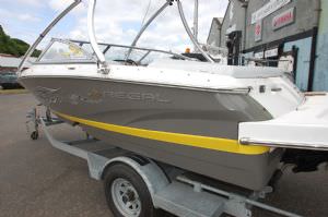 Regal 1900 LSR